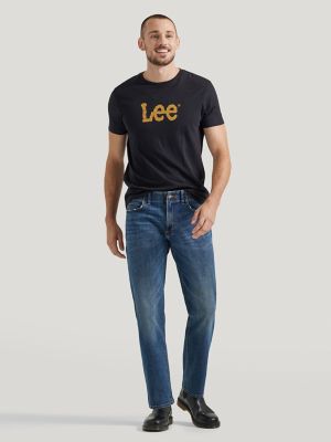 Men&rsquo;s Extreme Motion MVP Straight Fit Tapered Jean in King main view