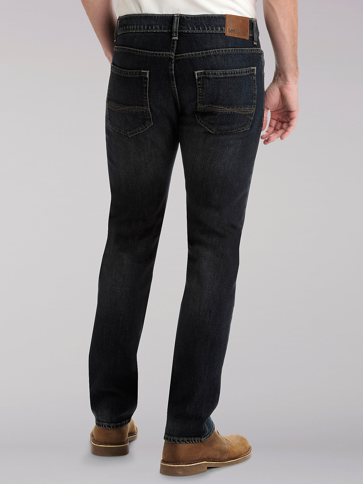 Men’s Modern Series Relaxed Bootcut Jeans in Eagle Eye alternative view 1