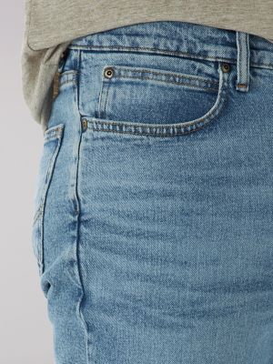 Men's Legendary Relaxed Straight Jean in Icey Blue alternative view 4
