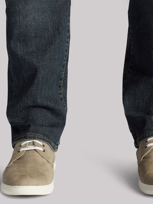 Men&rsquo;s Extreme Motion Straight Fit Tapered Leg Jeans (Big&Tall) in Maverick