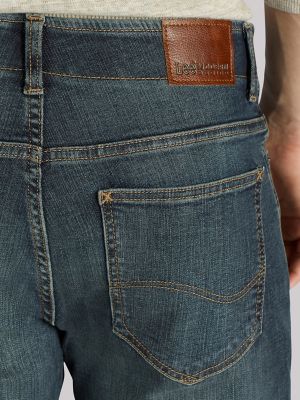 Men&rsquo;s Extreme Motion Straight Fit Tapered Leg Jeans (Big&Tall) in Maverick
