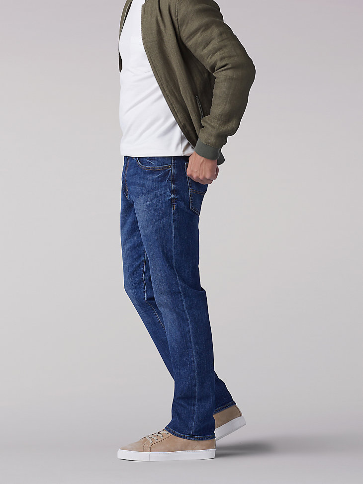 Men’s Extreme Motion Straight Fit Tapered Leg Jeans (Big&Tall) in Maddox alternative view 2