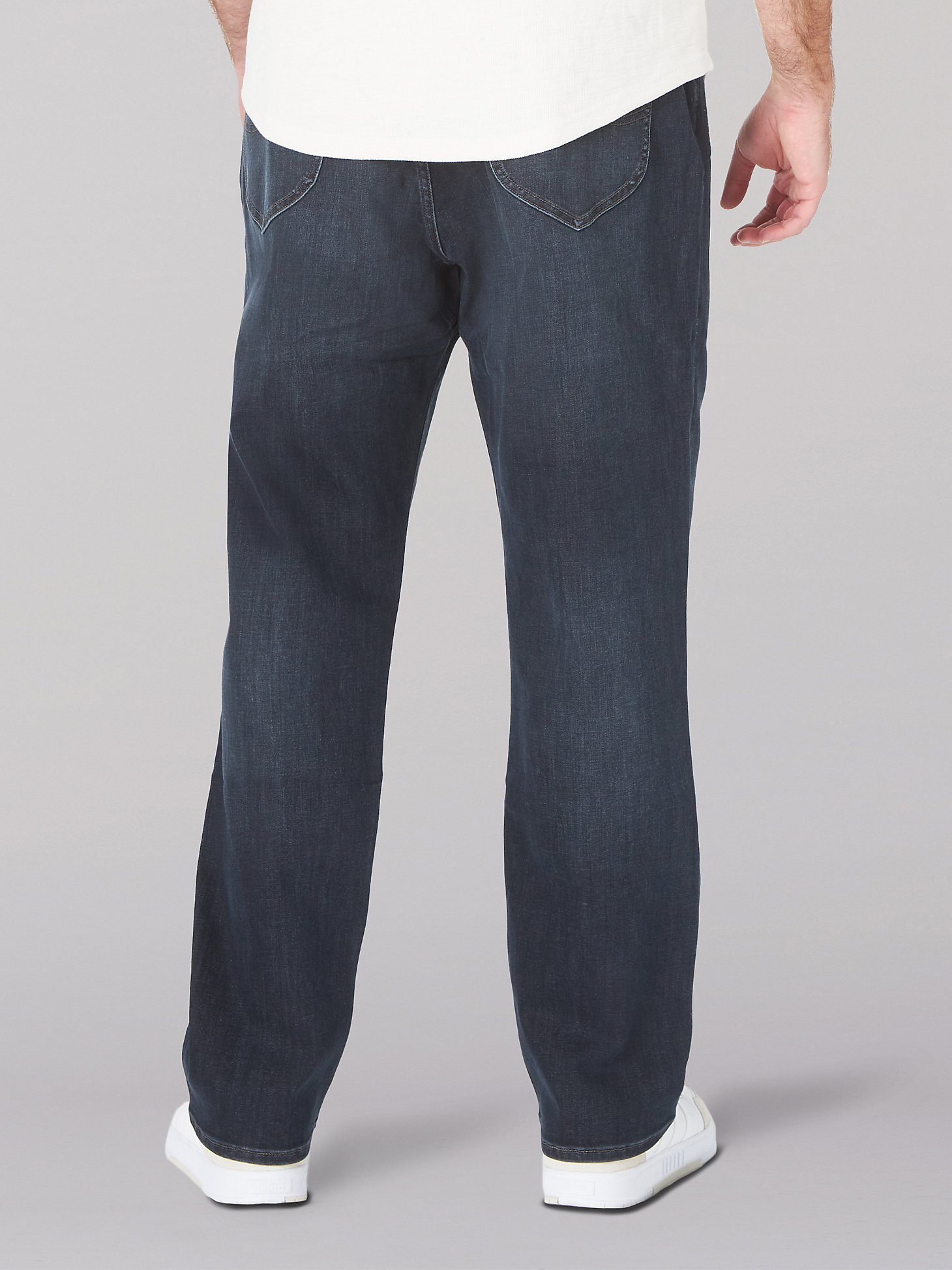 Men's Extreme Motion MVP Straight Fit Tapered Jean (Big & Tall) in Sebastian alternative view 1