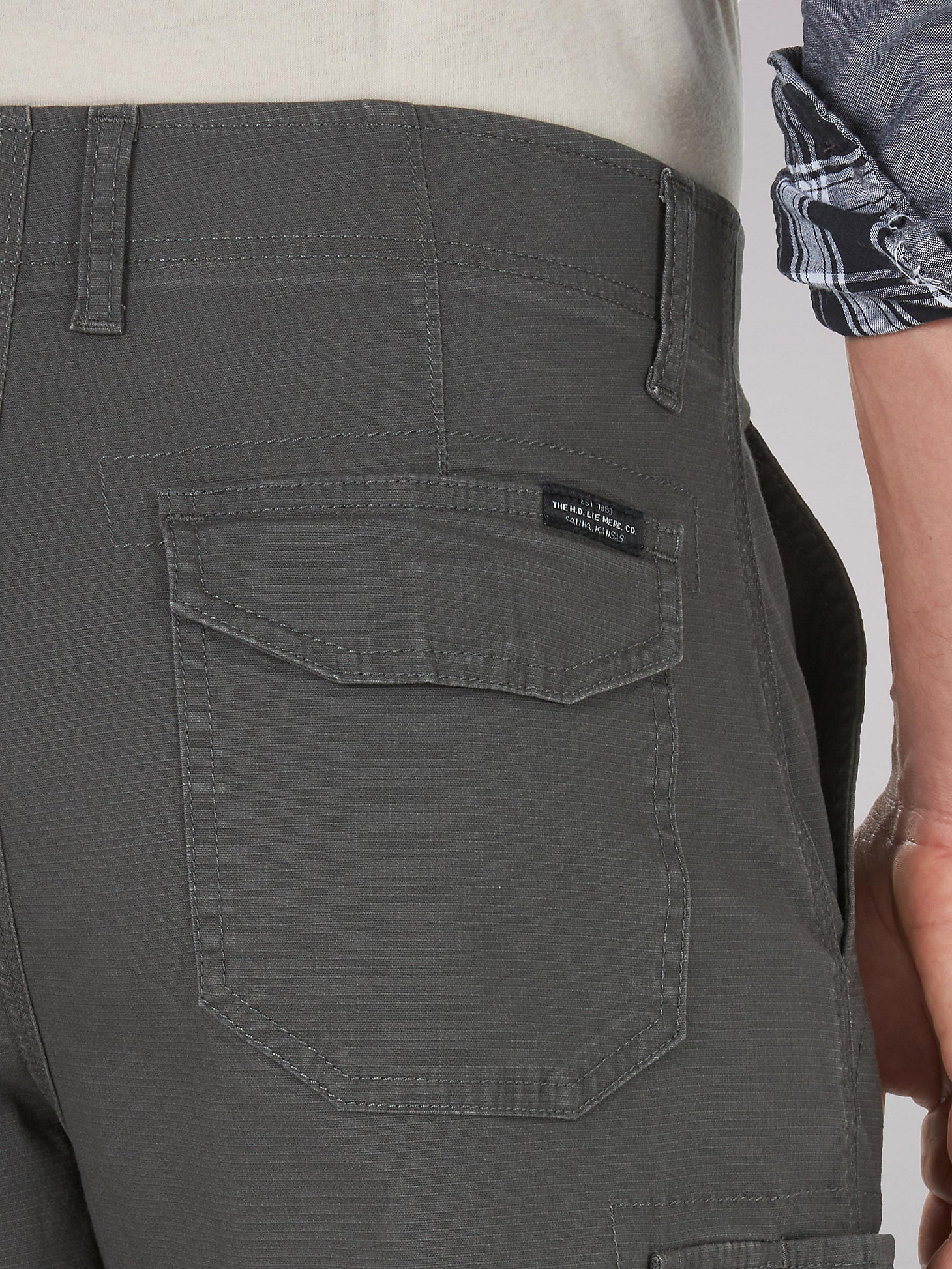 Men's Extreme Motion Swope Short in Engineer alternative view 3