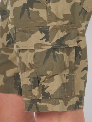 Men's Extreme Motion Carolina Cargo Short in Native Camo alternative view 4