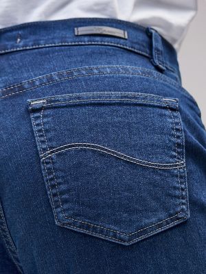 Women&rsquo;s Original Relaxed Fit Straight Leg Jeans in Premium Dark alternative view 4