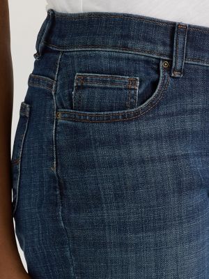 Women&rsquo;s Stretch Relaxed Fit Straight Leg Jean in Bewitched alternative view 5