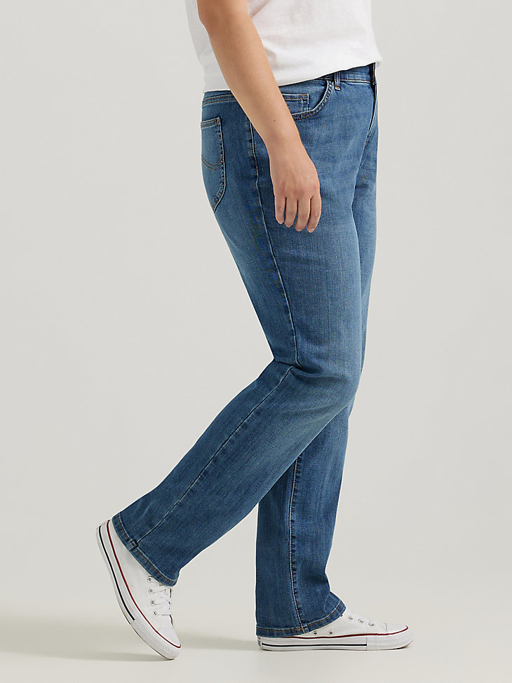 LEE Womens Plus Size Flex Motion Regular Fit Straight Leg Jean