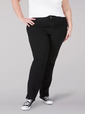 Women&rsquo;s Stretch Relaxed Fit Straight Leg Jean (Plus) in Black Onyx