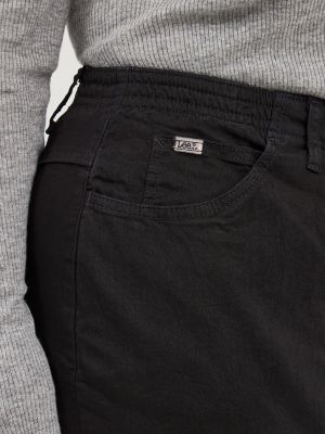 Women&rsquo;s Side Elastic Jean (Plus) in Black
