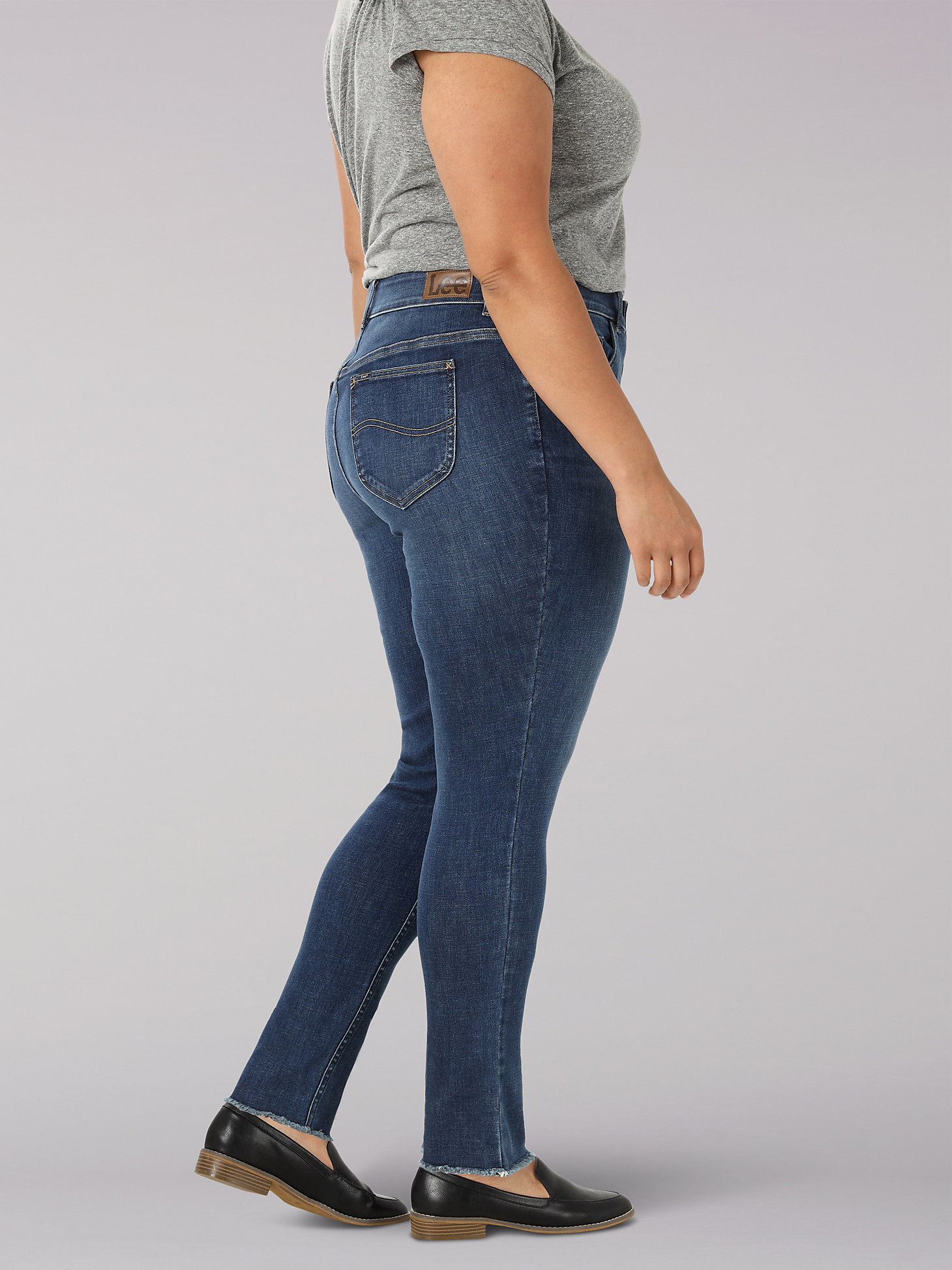 Women's High Rise Frayed Hem Skinny Ankle Jean (Plus) in Heather Indigo alternative view 2