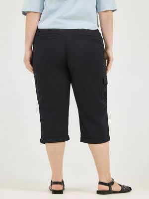 Women’s Relaxed Fit Austyn Cargo Capri (Plus) in Black alternative view 2