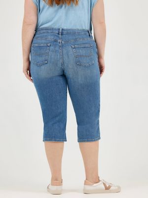 Women’s Relaxed Fit Capri (Plus) in Soar alternative view 2