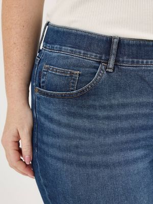 Women's Ultra Lux with Flex Motion Capri (Plus) in Bewitched alternative view 5