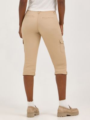 Women&rsquo;s Relaxed Fit Austyn Cargo Capri in Cafe alternative view 3