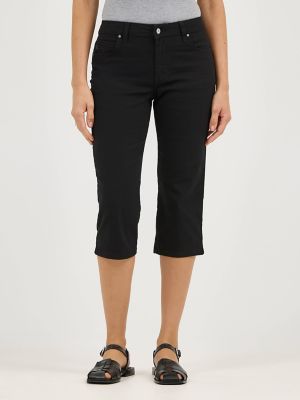 Women’s Relaxed Fit Capri in Black alternative view