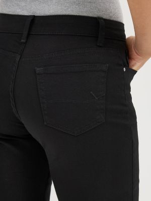 Women’s Relaxed Fit Capri in Black alternative view 4