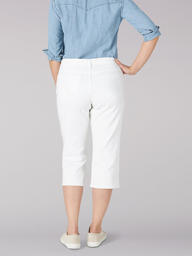 Women’s Relaxed Fit Capri in White alternative view