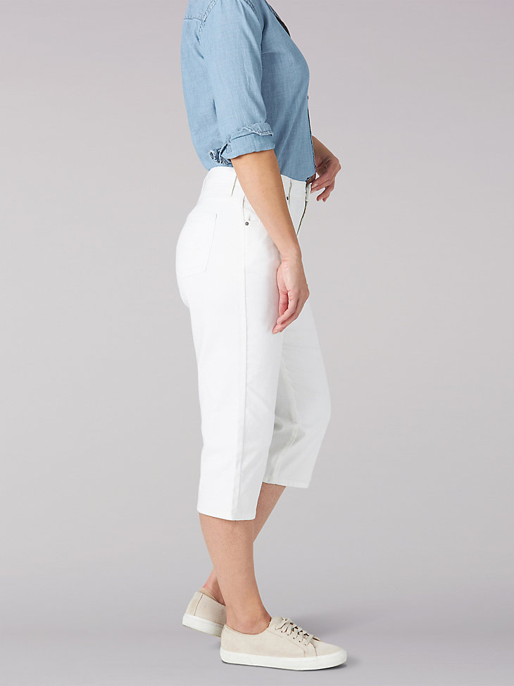 Women’s Relaxed Fit Capri in White alternative view 2