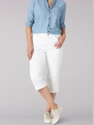 Lee Women's Plus Size Relaxed Fit Denim Capri Jean, Soar, 16 Plus :  : Clothing & Accessories