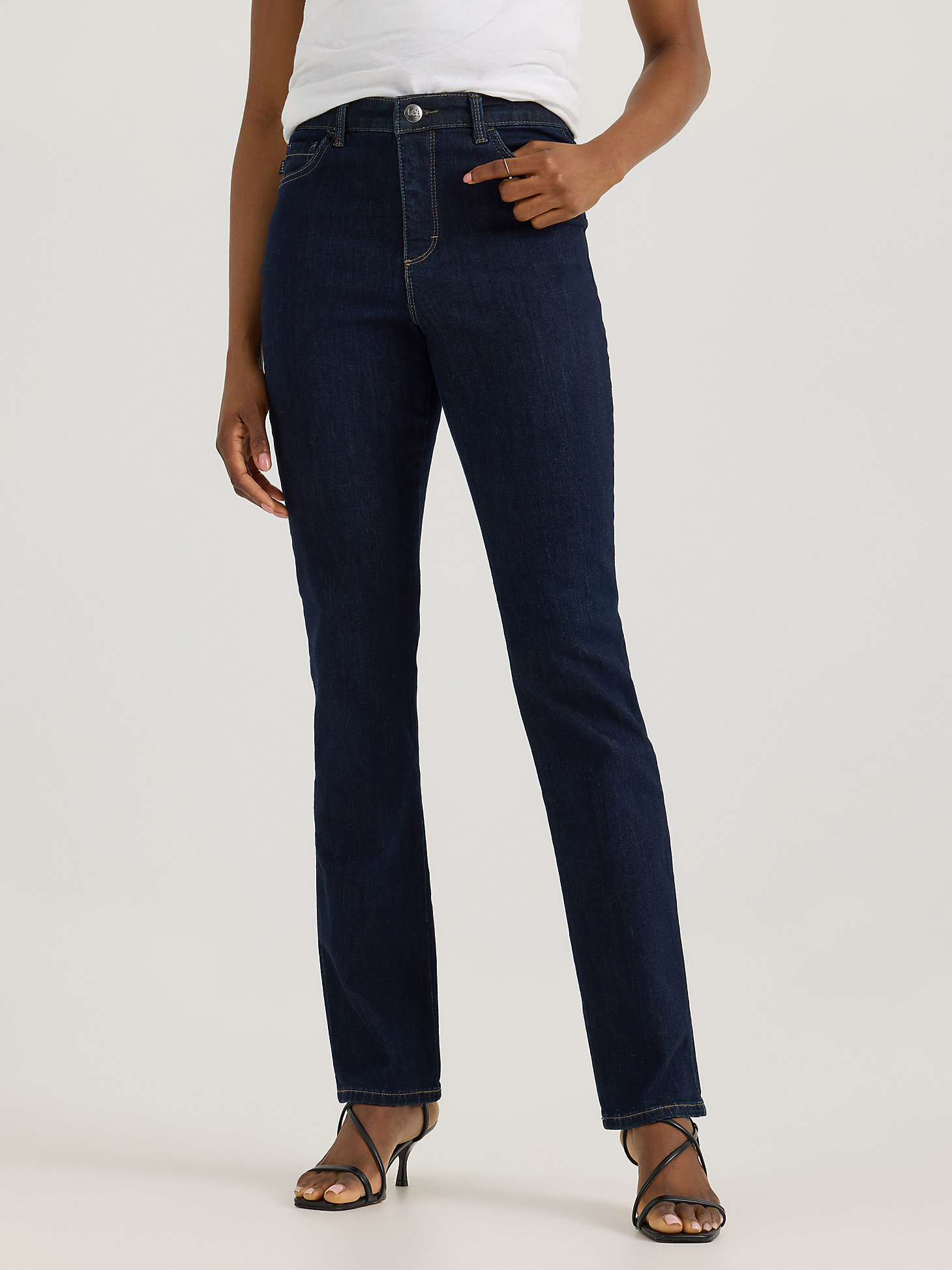 Women’s Instantly Slims Relaxed Fit Straight Leg Jean Classic Fit in Heritage main view