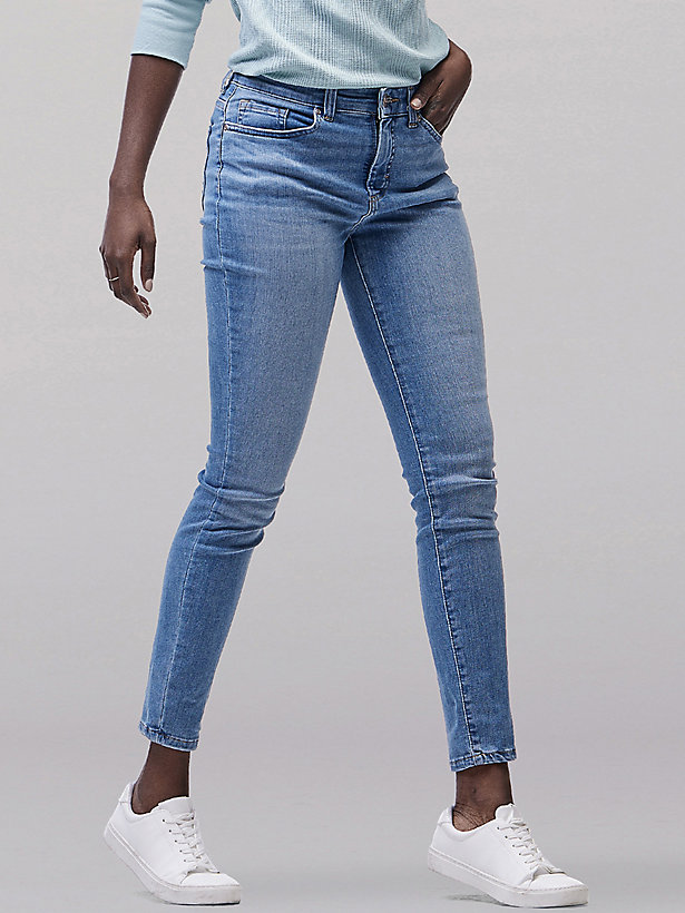 Women’s Sculpting Slim Fit Skinny Jean