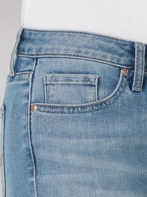 Women's Legendary Regular Bootcut Jean (Petite)