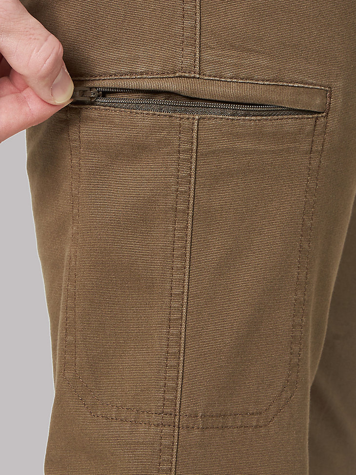Men's Extreme Motion Relaxed Fit Cargo Pant in Teak alternative view 4
