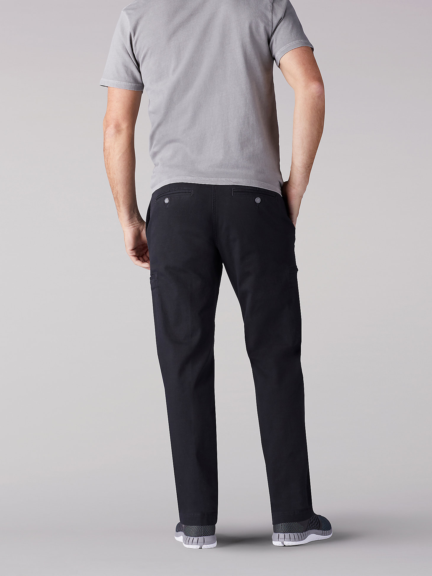 Men’s Extreme Comfort Straight Fit Cargo Pant (Big&Tall) in Black alternative view 1