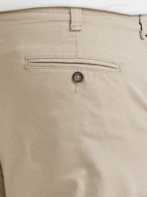 Men's Extreme Motion Straight Fit Cargo Pant (Big & Tall) in Buff alternative view 4