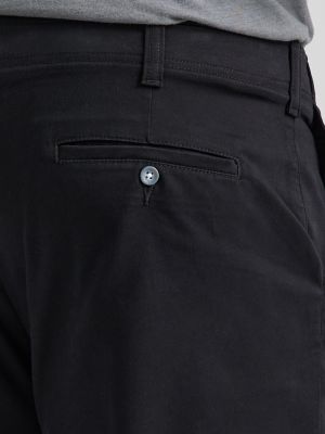 Men's Extreme Motion Relaxed Fit Pant (Big & Tall) in Black