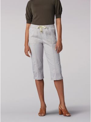 lee relaxed fit cargo capris