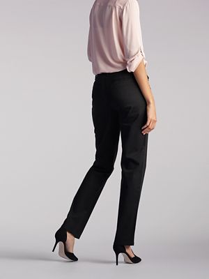 Women's Relaxed Fit Straight Leg Pant (Petite)