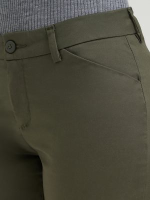 Women's Wrinkle Free Relaxed Fit Straight Leg Pant in Frontier Olive alternative view 5