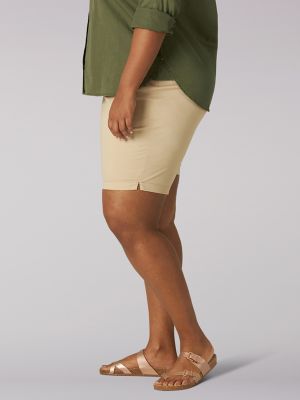 Women's Regular Fit Chino Bermuda Shorts (Plus) | Lee®