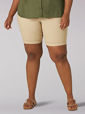 Women's Regular Fit Chino Bermuda Shorts (Plus) | Lee®