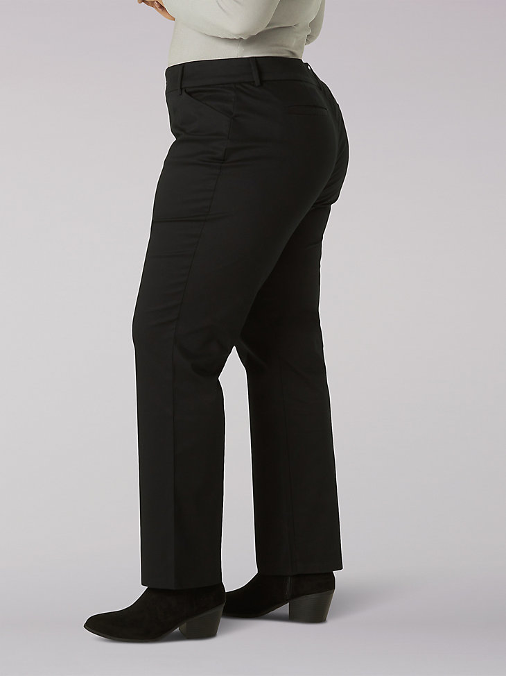 Women's Wrinkle Free Relaxed Fit Straight Leg Pant (Plus) in Black alternative view 2