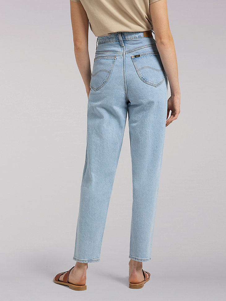 Women's Lee European Collection Ultra High Rise Tapered Jean in Light Alton alternative view