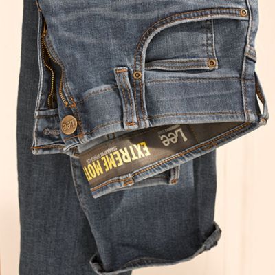 DRYING JEANS
