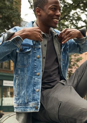 man wearing lee shorts