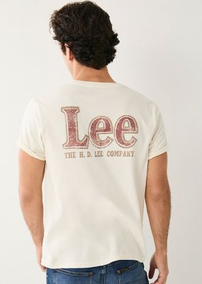 man wearing lee t-shirt