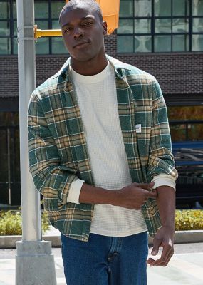man wearing lee t-shirt